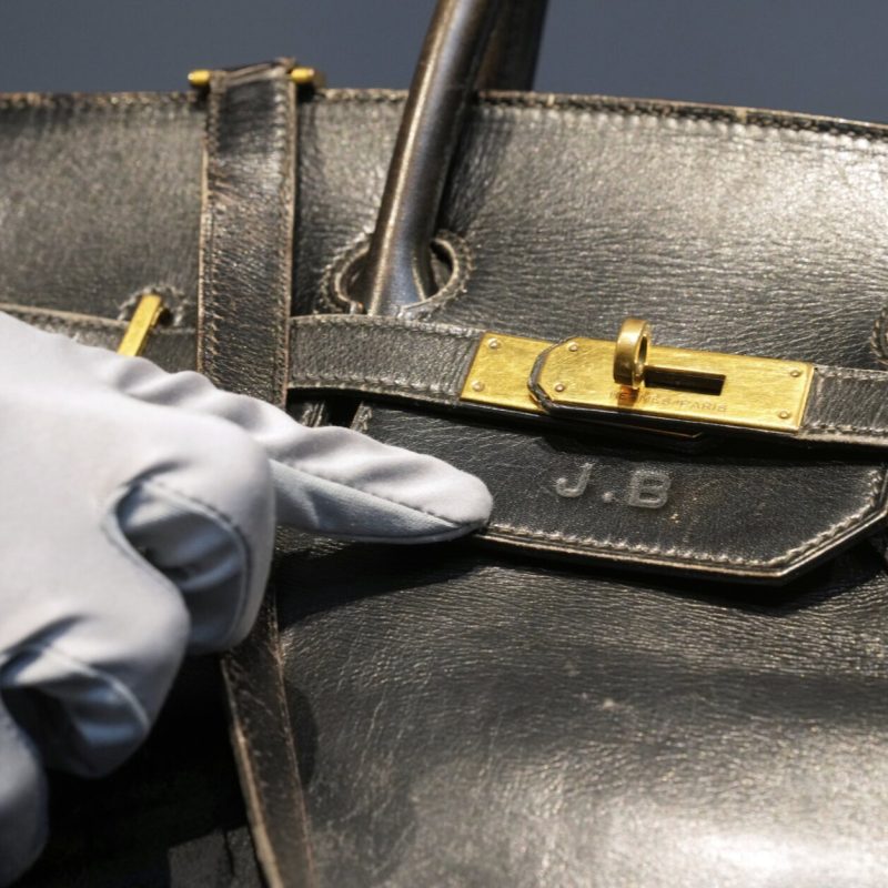 France_Fashion_Birkin_Bag_Auction_98713-1880x1254