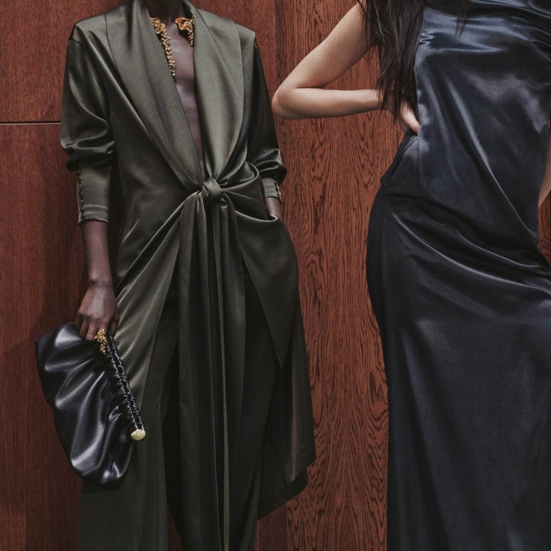 For Holiday 2025, H&M delves into opulence and glamour with a high fashion twist. Partywear, outerwear, knitwear and tailoring revel in silky, fluid fabrics, metal detailing, faux furs and statement knits. The silhouettes are dramatic, draped and effortlessly play with volume. From high-octane celebrations to luxe lounging, the mood is always joyous yet sophisticated. The Holiday 2025 collection – for women, men and kids – will be available from 6 November in select stores and online at hm.com