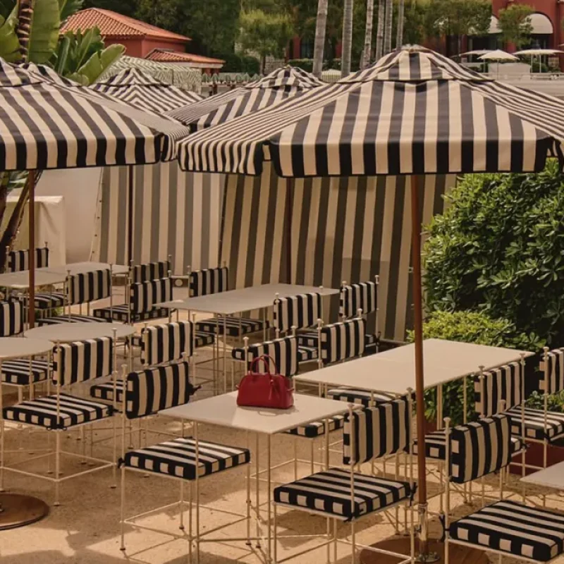 the-jacqumus-beach-club-.jpgdining